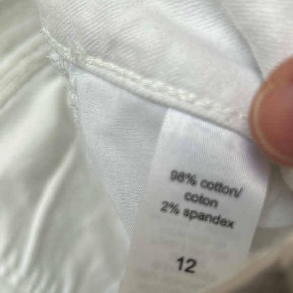 White Jeans 32.5 long Maurices Size 12 - Picture 10 of 10